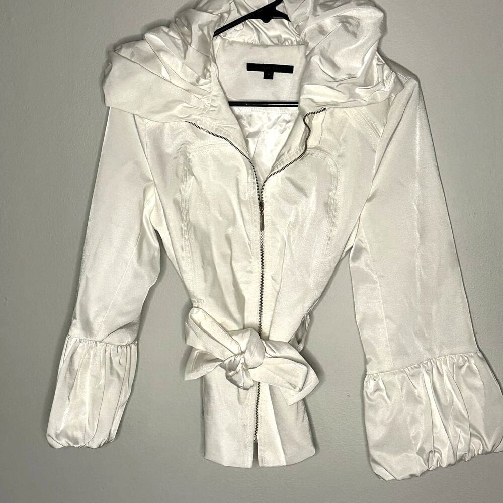 Blaque Label Zip Front Belted Bubble Cuff Collared Ivory Jacket Medium